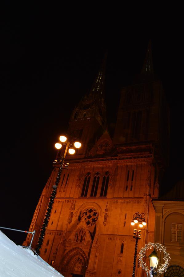 O La La * Zagreb